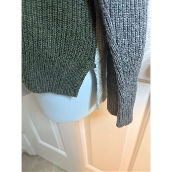 Madewell Crewneck Sweater. Green and light gray. Size XL - Picture 5 of 6
